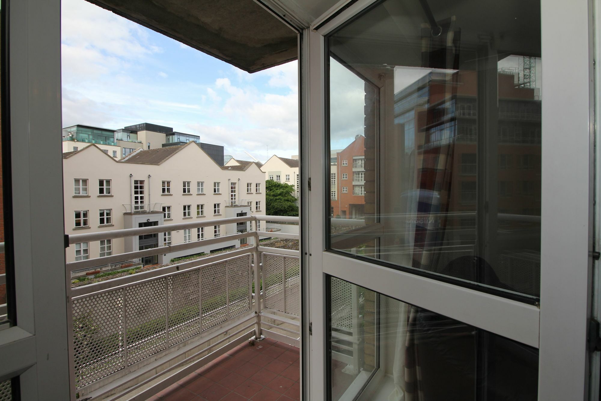 The Windmill Apartment Dublin Extérieur photo